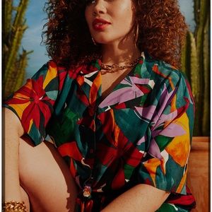 ELOQUII Elements floral button down short sleeve crop tie front Hawaii Top sz 20